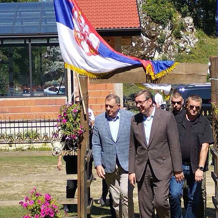 Reakcije na političke izjave Vučića u BIH